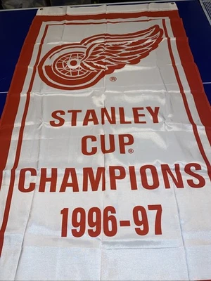 NEW DETROIT RED WINGS 1996-97 CUP CHAMPIONS 34”X 60” NYLON NHL HOCKEY BANNER - Image 1 of 2