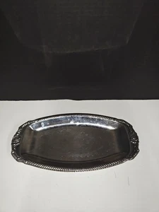 Piatto servizio cucina Hugo vintage placcato argento con bordi decorati - Foto 1 di 10