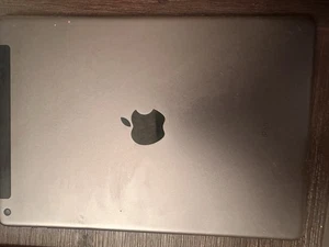 Ipad 9. Generation 64GB - Bild 1 von 2