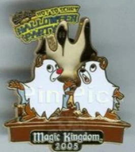 Disney Pin 42169 Chip Dale Halloween Ghosts Artist Proof LE Only 25 made AP - Picture 1 of 8