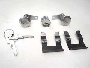 61 62 63 64 65 66 Ford Truck F100 F250 Tür & Ign Lock Set Neu - Bild 1 von 5