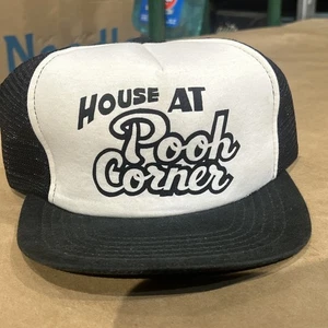 Raro sombrero de camionero House At The Pooh Corner Loggins y Messina blanco y negro - Imagen 1 de 11