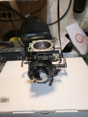 Mikuini BN38 de Kawasaki JS550 necesita reconstrucción. Adaptador antillamas incluido Foto 1 de 4