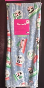 Nuevo con etiquetas Betsey Johnson Navidad Peluche Suave Azul Tiro 50" x 70" Navidad Perros - Imagen 1 de 4