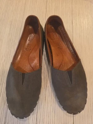 Spring Step Leather Stretch Kathaleta Slip On Flats Shoes Flexible 40 9 - Image 1 of 4