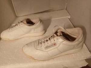 Vintage Reebok Classic Damengröße 9,5 weiß Leder niedrige Turnschuhe RB 102 PGA - Bild 1 von 16