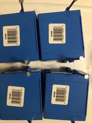 Carlon 3-7/8 pulgadas Rectangular PVC Outlet Box Azul 1 Banda Juego de 4 Piezas Foto 1 de 2