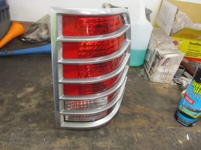 2002 2003 2004 2005 Mercury Mountaineer Right Passenger Tail Light Oem 1787E DG1 - Image 1 of 4