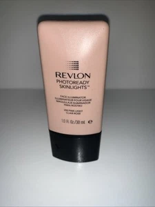 NEW Revlon PhotoReady Skinlights Face Illuminator- 200 PINK LIGHT - Picture 1 of 2