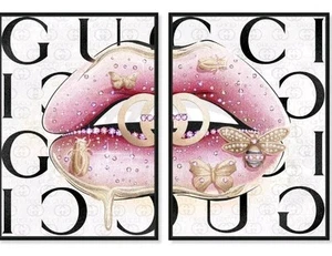 Oliver Gal Artist Co. Haute Up Down Gucci Lippen Designer gerahmtes Leinwandbild 20x30 - Bild 1 von 4
