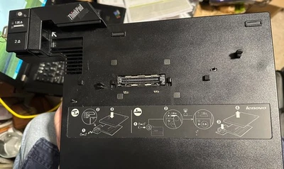 Estación de acoplamiento IBM Thinkpad Lenovo tipo 2504 con llave de bloqueo para T61 y otros Foto 1 de 4