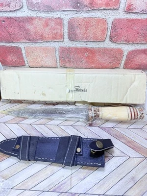 Cuchillo daga ondulada coleccionable de acero Damasco hecho a mano personalizado (blanco) blanco nuevo Foto 1 de 4