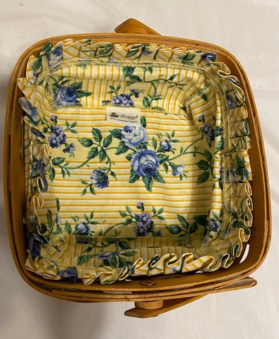 Vintage Longaberger Handwoven Basket 7.5 x 7.5 w/Lining Yellow & Blue Roses Cover