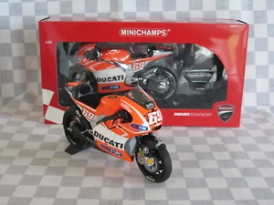 1/12 MINICHAMPS NICKY HAYDEN MOTO GP 2013 DUCATI DESMOEDICI TEAM 122 130069 - Foto 1 di 4