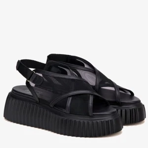AGL LEYLA CROSS LEATHER/MESH PLATFORM SANDALS*BLACK*SIZE: 7.5 - Picture 1 of 6
