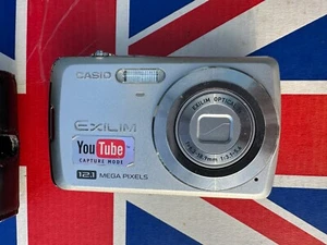 Casio Digital Camera Exilim EX-Z35 12.1MP Silver Case Tested - Picture 1 of 8