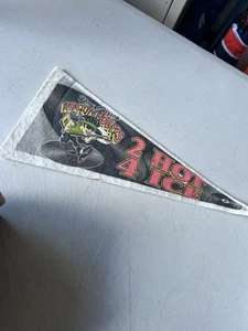 Rocking Rollers Mini pennant flag - Picture 1 of 3