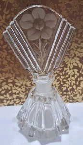 Botella de perfume de vidrio transparente Art Deco de colección diseño adornado con flores tocador de 5,25" - Imagen 1 de 8