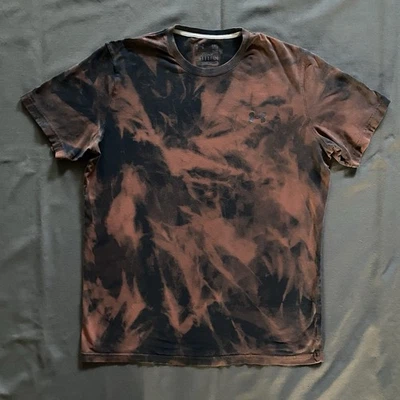 Camiseta Under Armour de la década de 2010 de algodón cargado para hombre teñido blanqueador calce suelto Foto 1 de 4