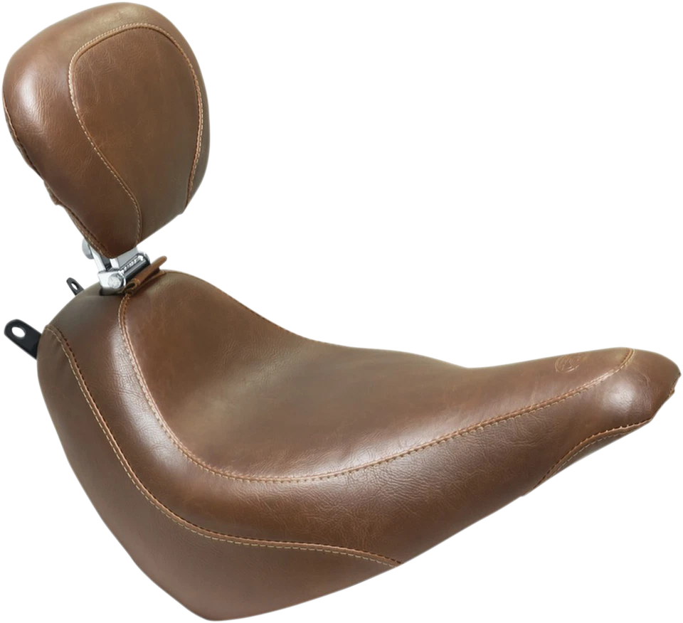 Mustang Wide Tripper Seat w/Backrest, Brown Harley Softail Deluxe/Heritage 18-23 - Imagem 1 de 1