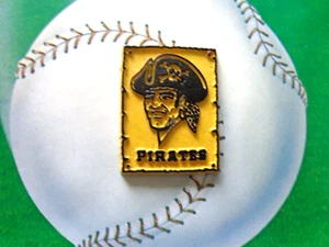 DE COLECCIÓN MLB PITTSBURGH PIRATAS NEVERA IMÁN TABLERO DE PIE VIEJA ESCUELA RARO - Imagen 1 de 2