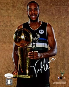 Khris Middleton Autographed 8x10 Photo Milwaukee Bucks JSA 180883 - Picture 1 of 2