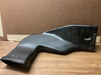 87212-48010 Toyota Duct, ar, traseira nº 1 8721248010 OEM LEXUS - Imagem 1 de 3