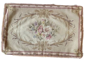Almohada de lanzamiento decorativa LG Kingsize Tapiz Needlepoint con cabaña en mal estado - Imagen 1 de 12