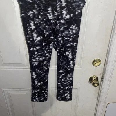 Leggings femininas XS DSG preto/branco/cinza Capri atlética ioga fitness calças - Imagem 1 de 4