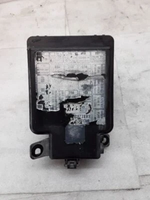 Caja relé de fusibles motor 2,0 L A/T LX 1998 HONDA CR-V HO-113P Foto 1 de 4