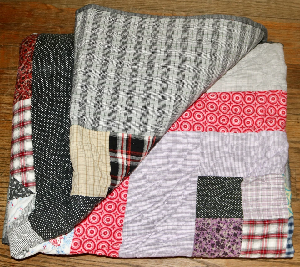 Semiologie by A.P.C. quilt blanket CENTER CHECK AA 006  2011 - Image 1 of 4