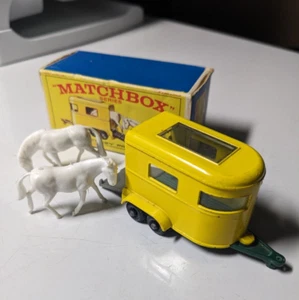 Lesney Matchbox No. 43 Pony Trailer w/Horses and Original Box - Picture 1 of 7