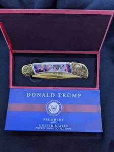 Colección de navajas de bolsillo Donald Trump President “¡Estados Unidos primero!” American Mint - Imagen 1 de 6