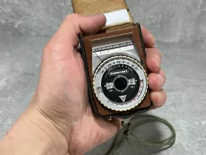 Misuratore di esposizione vintage, LENINGRADO, misuratore di luce, custodia in pelle, URSS - Foto 1 di 7
