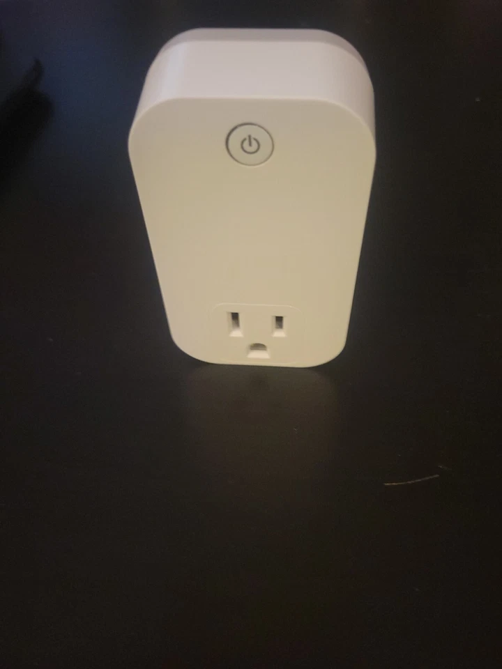 Enchufe Inteligente D-Link Wi-Fi DESCONTINUADO Encendido/Apagado Funciona con Alexa y Google (DSP-W110) Foto 1 de 4