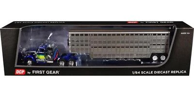 White Western Star 4900 with 36 Vintage Flat Top Sleeper and Wilson 45' Vintage - Image 1 of 3