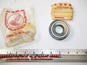 HONDA 71 CB100 CL100 SL125 NOS OEM CRANKSHAFT BEARING 91011-324-000 jh - Picture 1 of 4