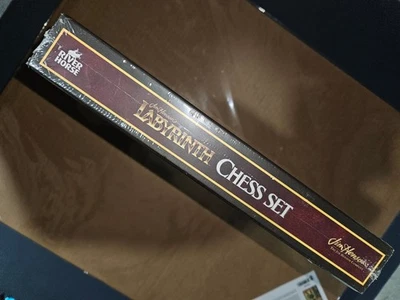 Juego de ajedrez Jim Henson's Labyrinth River Horse juego de mesa 2 jugadores edades 6+ Foto 1 de 4