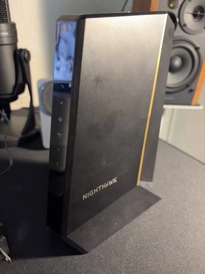 NETGEAR Nighthawk CM3000 DOCSIS 3.1 Mid/high-Split Cable Modem Used - Image 1 of 4