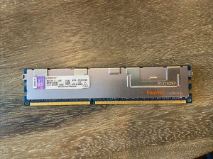 Kingston 8GB DDR3 PC3-10600R 1333MHz ECC Server Memory RAM KTH-PL313/8G - Picture 1 of 2