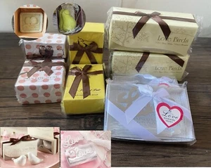 Un conjunto de Agitadores Blancos de Sal y Pimienta Boda Regalo Mesa Decoración Cada uno 4,7cm - Imagen 1 de 12