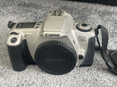 Canon SLR Film Camera EOS 300 35mm  BODY ONLY No Lens Very Good Condition Tested - Image 1 of 4