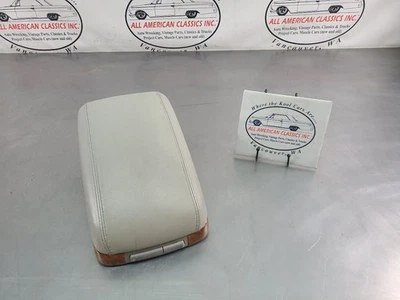 2004-05 起亚 Amanti 前中控台盖/扶手带存储 - 原始设备制造商 — 第 1/4 张图片