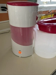 Mr. Coffee Iced Tea Maker TM70W 3 Quart Iced Tea Maker W/Pitcher TESTED Red - Picture 1 of 19