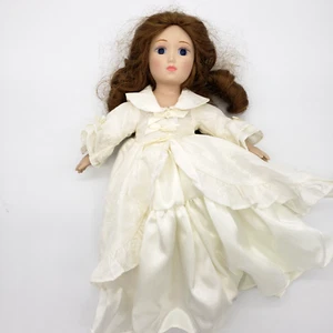 The Danbury Mint Brides of America Collection Porcelana Colonial Bride Abigail - Imagen 1 de 9