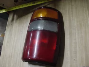 00 01 02 03 GMC Yukon Suburban right passenger side tail light assembly OEM - Picture 1 of 4