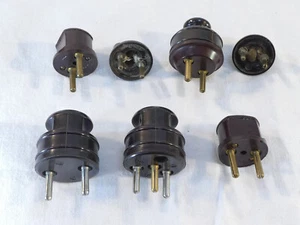 Lot de 7 anciennes prise en bakelite - Picture 1 of 15