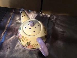 Teapot - Picture 1 of 4
