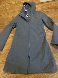 Lululemon Long Hooded Parka Softshell Jacket Black Adjustable waist/hood Great - Picture 1 of 10