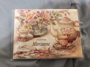 Juego de 8 tarjetas de notas en blanco con sobres A Note From "Marianne" - Imagen 1 de 2